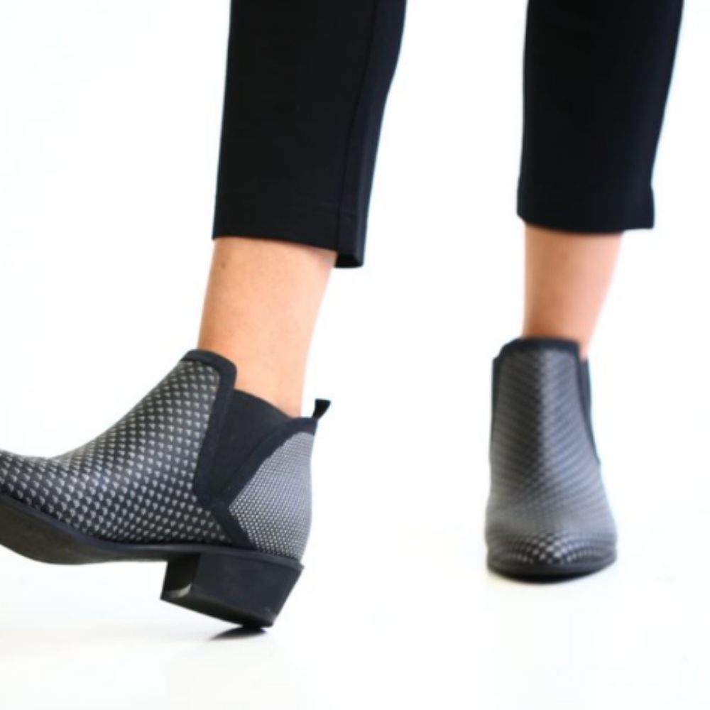 Betabrand Tennis Westerns